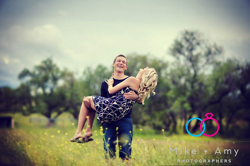 Megan and Kyle&nbsp;eshoot-14v2