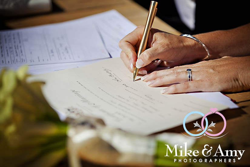 J and M Wedding&nbsp;CHR-530