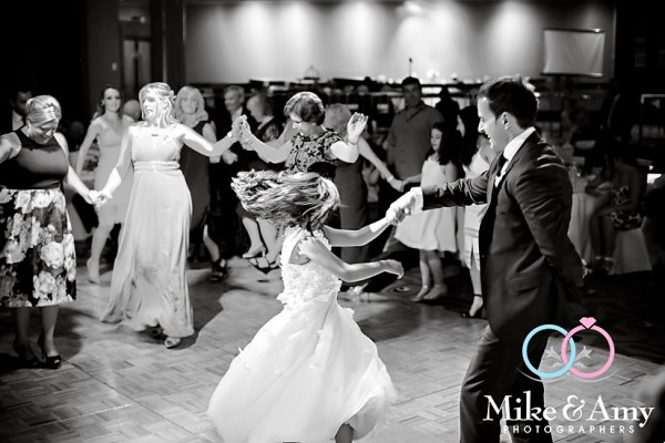 Melbourne_Wedding_Photographer_Mike_and_Amy-30v2