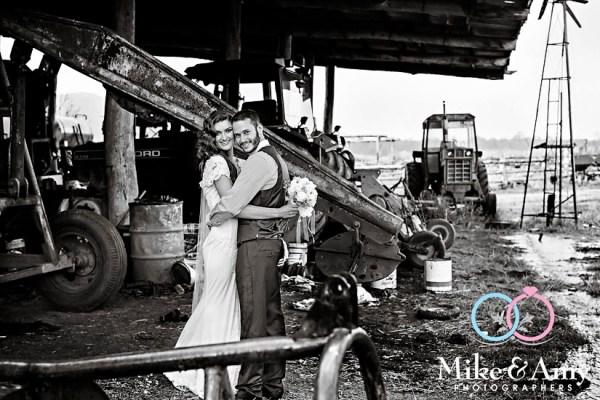mike_and_amy_photographers_melbourne_photographer-44