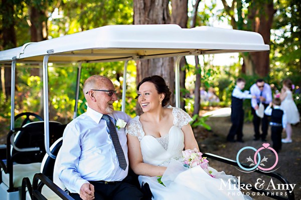 melbourne_wedding_photographer_mike_and_amy_photographers_bonville-12