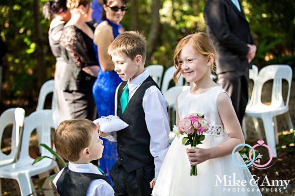 melbourne_wedding_photographer_mike_and_amy_photographers_bonville-15