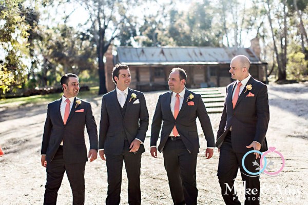 mike_and_amy_photographers_melbourne_wedding-21