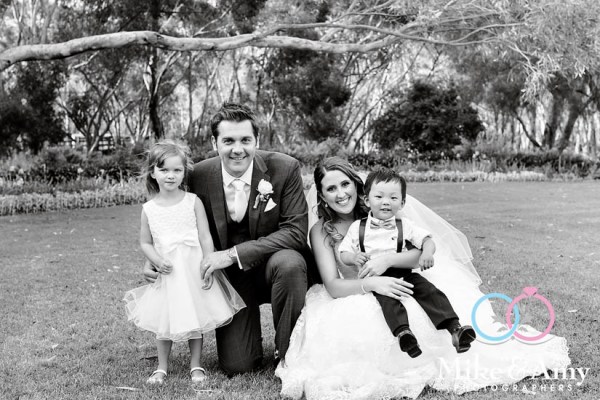 mike_and_amy_photographers_melbourne_wedding-33