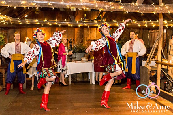 mike_and_amy_photographers_melbourne_wedding-40