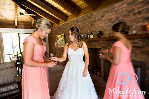 mike_and_amy_photographers_melbourne_wedding-7