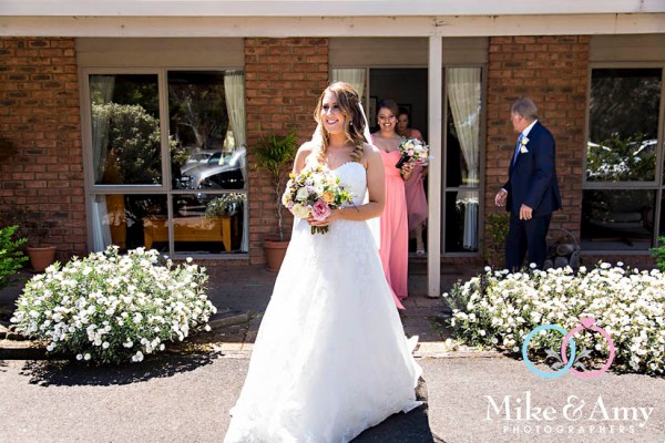 mike_and_amy_photographers_melbourne_wedding-9
