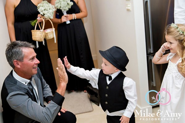 mike_and_amy_photographers_melbourne_wedding_photographer_yamba-11