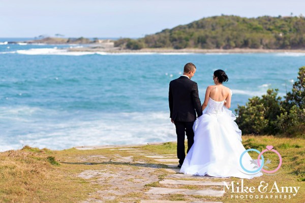 mike_and_amy_photographers_melbourne_wedding_photographer_yamba-24