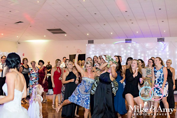 mike_and_amy_photographers_melbourne_wedding_photographer_yamba-35