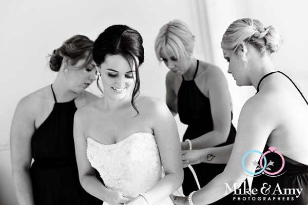 mike_and_amy_photographers_melbourne_wedding_photographer_yamba-4