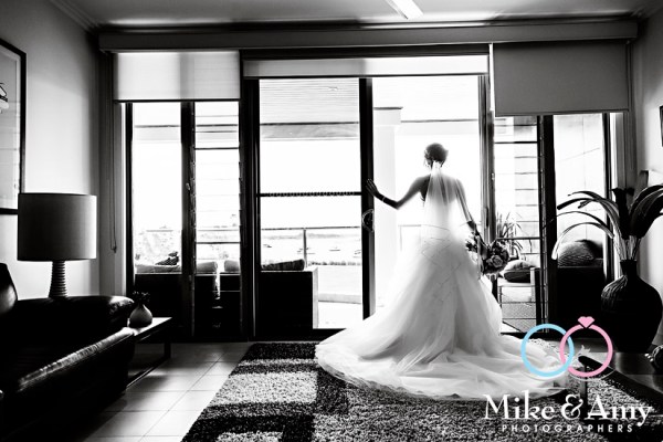mike_and_amy_photographers_melbourne_wedding_photographer_yamba-9
