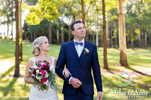 mike_and_amy_photographers_wedding_photographers-16