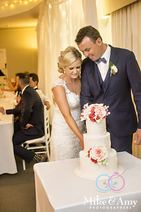 mike_and_amy_photographers_wedding_photographers-26