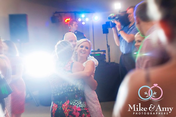 mike_and_amy_photographers_wedding_photographers-29