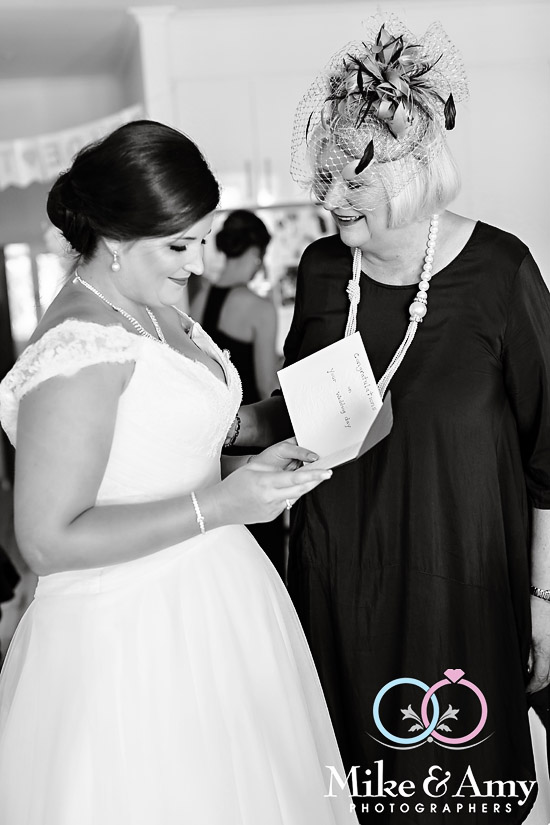 Melbourne_wedding_photographer_mike_&amp;_Amy_photographers-3