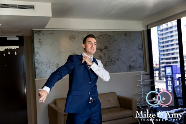 Melbourne_wedding_photographer_mike_and_amy_photographers_belinda_and_sean-1