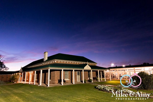 Mike_&amp;_Amy_Photographers_Melbourne_Wedding_Photographers-20