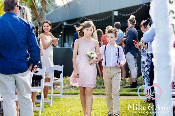 Mike_and_amy_photographers_melbourne_wedding_photographer-11