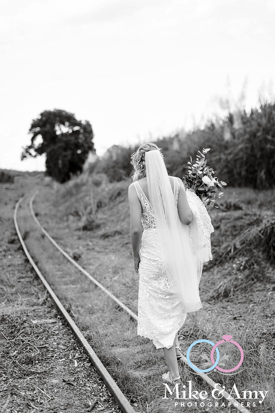 Mike_and_amy_photographers_melbourne_wedding_photographer-23