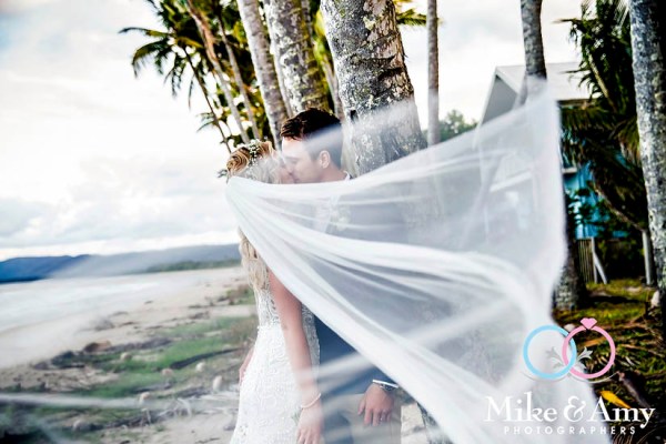 Mike_and_amy_photographers_melbourne_wedding_photographer-28