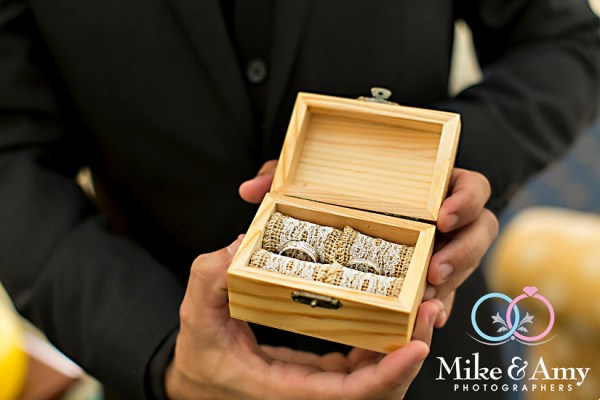 Melbourne_Wedding_Photography_Mike_and_amy_Photographers-10