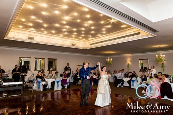 Mike_and_amy_photographers_melbourne_wedding-24