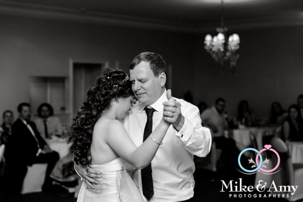 Mike_and_amy_photographers_melbourne_wedding-25