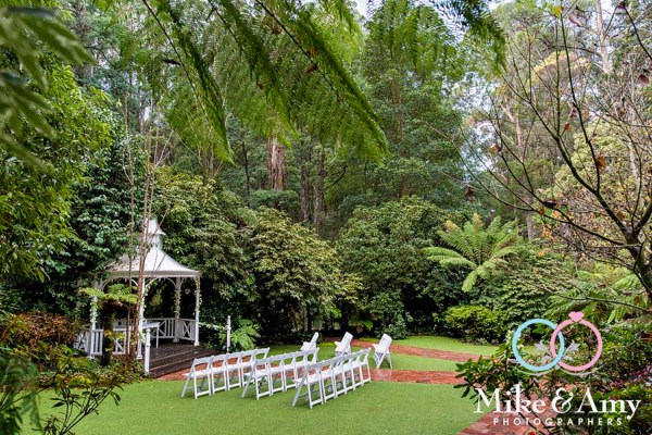 Mike_and_amy_photographers_melbourne_wedding-3