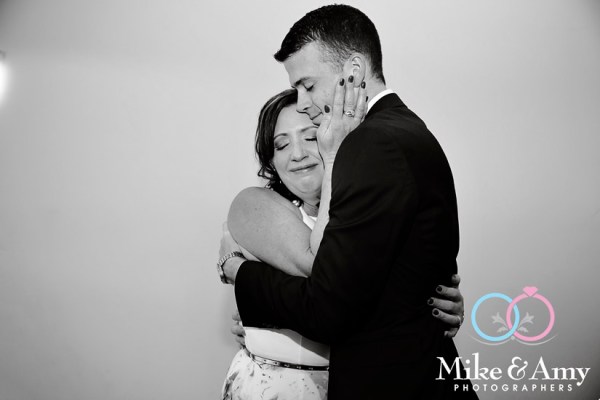 Mike_&amp;_Amy_Photographers_Wedding_photography_melbourne-30