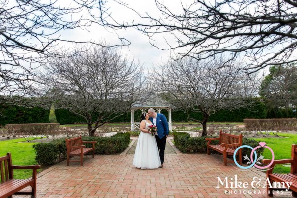 Melbourn_wedding_photographer_mike_and_amy-11