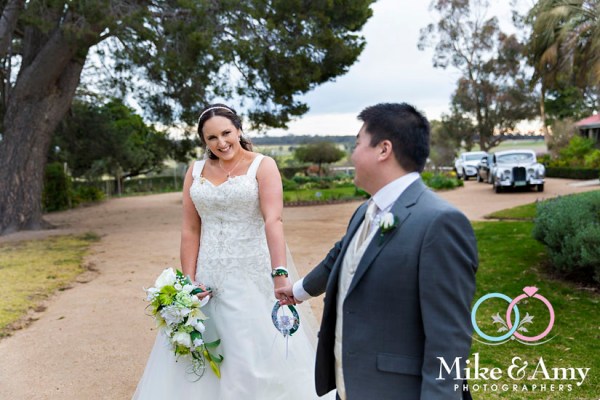 Melbourn_wedding_photographer_mike_and_amy-16