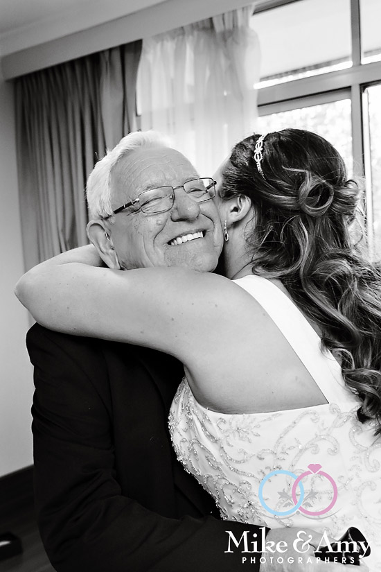 Melbourn_wedding_photographer_mike_and_amy-4