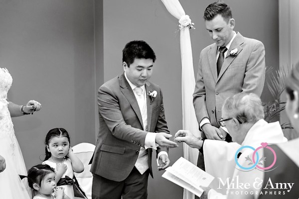 Melbourn_wedding_photographer_mike_and_amy-8