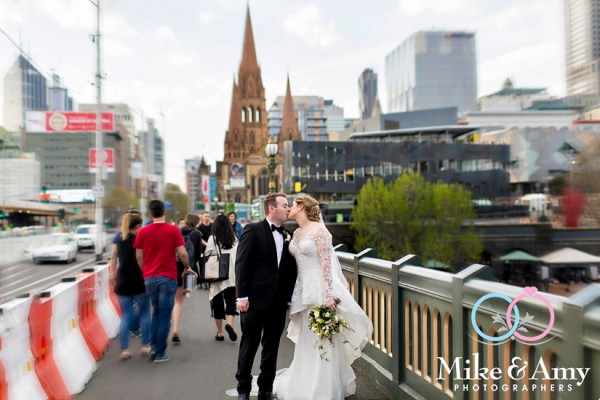 Melbourne_wedding_photographer_mike_and_amy_photographers-26