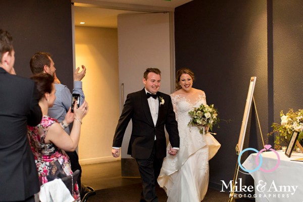 Melbourne_wedding_photographer_mike_and_amy_photographers-32