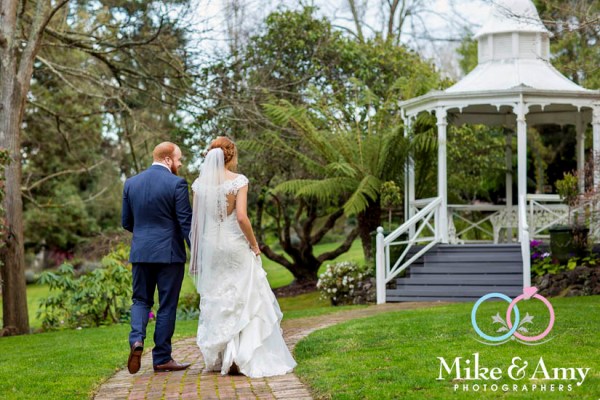 Mike_and_amy_photographers_melbourne_wedding_photographer-22