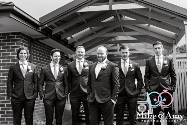 Mike_and_amy_photographers_melbourne_wedding_photographer-3