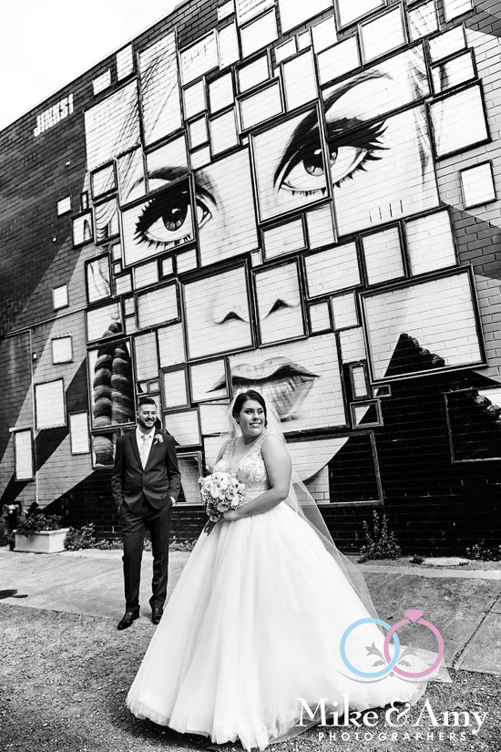 Melbourne_wedding_photographer_mike_and_amy_photographers-17