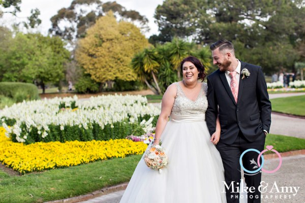 Melbourne_wedding_photographer_mike_and_amy_photographers-22