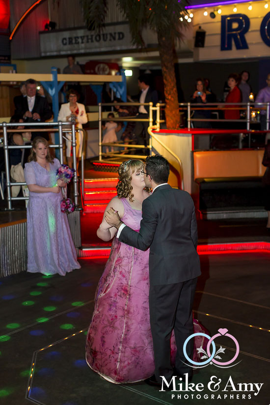 Melbourne_wedding_photographer_mike_and_amy_photographers-25