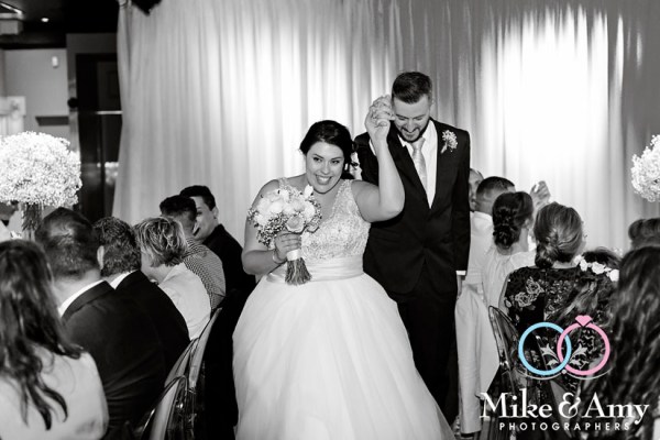 Melbourne_wedding_photographer_mike_and_amy_photographers-27