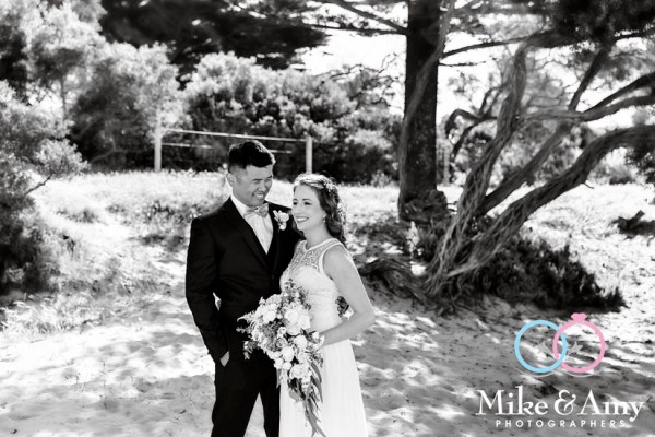 Melbourne_wedding_photographer_mike_and_amy_photographers-16
