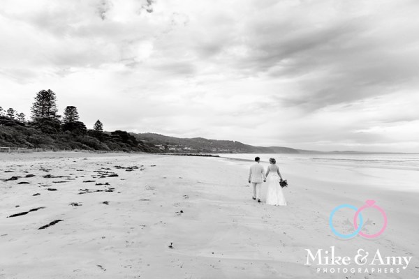 Mike_and_amy_photographers_melbourne_wedding_photographers-24