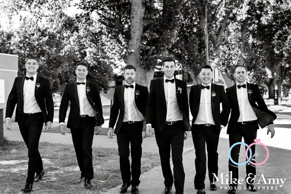 Melbourne_wedding_photographer_mike_and_amy_photographers-15