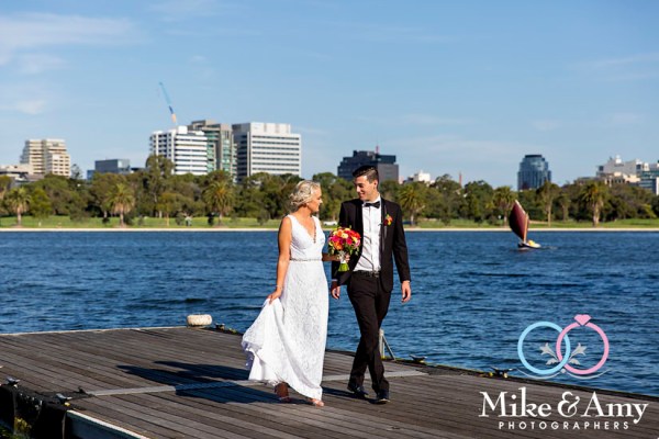 Melbourne_wedding_photographer_mike_and_amy_photographers-17