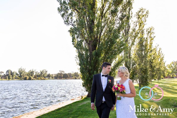 Melbourne_wedding_photographer_mike_and_amy_photographers-22