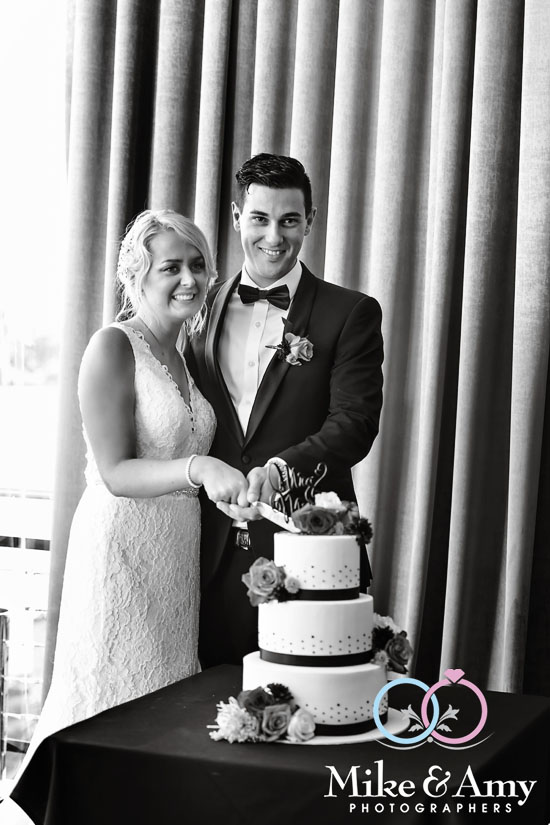 Melbourne_wedding_photographer_mike_and_amy_photographers-25