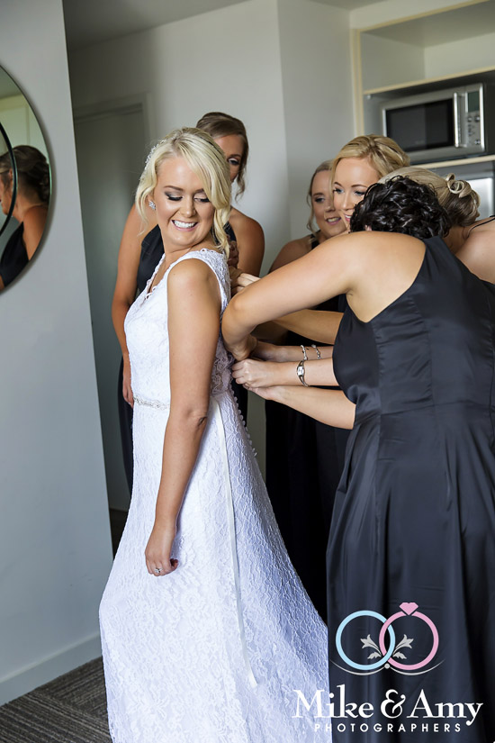 Melbourne_wedding_photographer_mike_and_amy_photographers-5