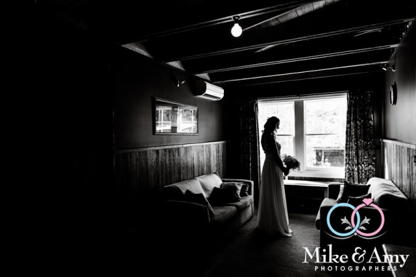 Mike_and_amy_photographers_melbourne_wedding_photographer-13